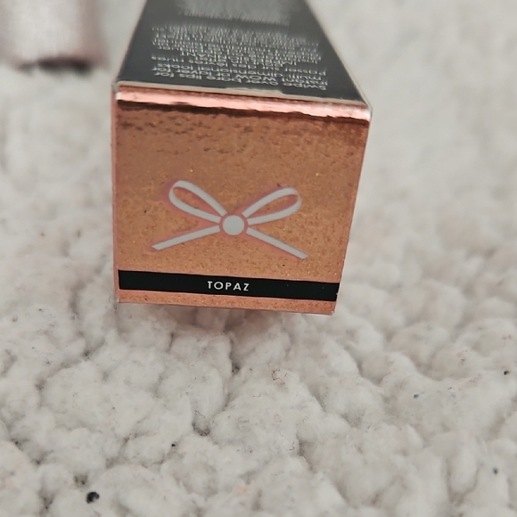 Ciate Glitter Lipstick - Dazzling Copper - Picture 6 of 8